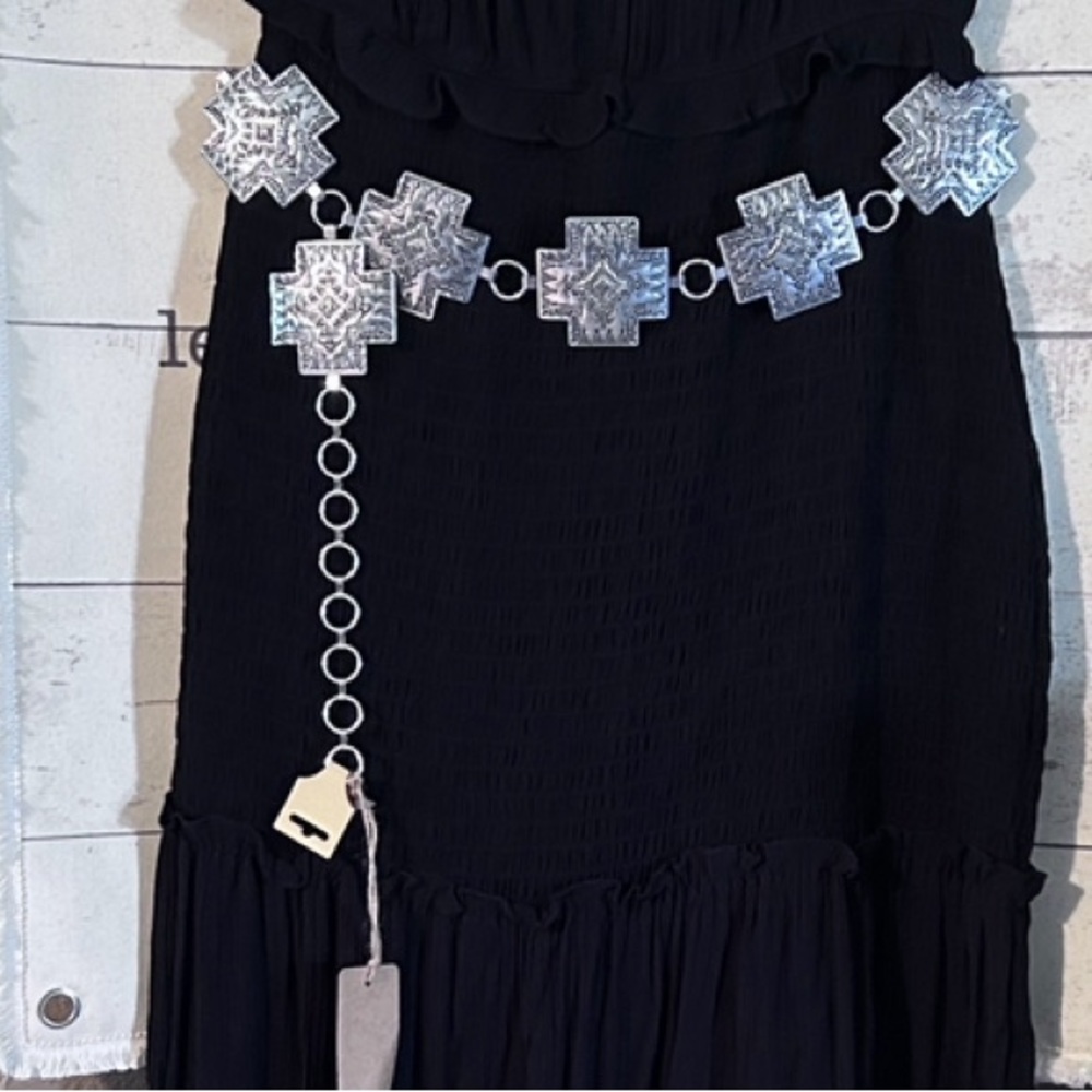 Willow & Root NWOT  Black dress L Never worn‼️ never washed‼️ & NWT CROSS BELT - Picture 5 of 16